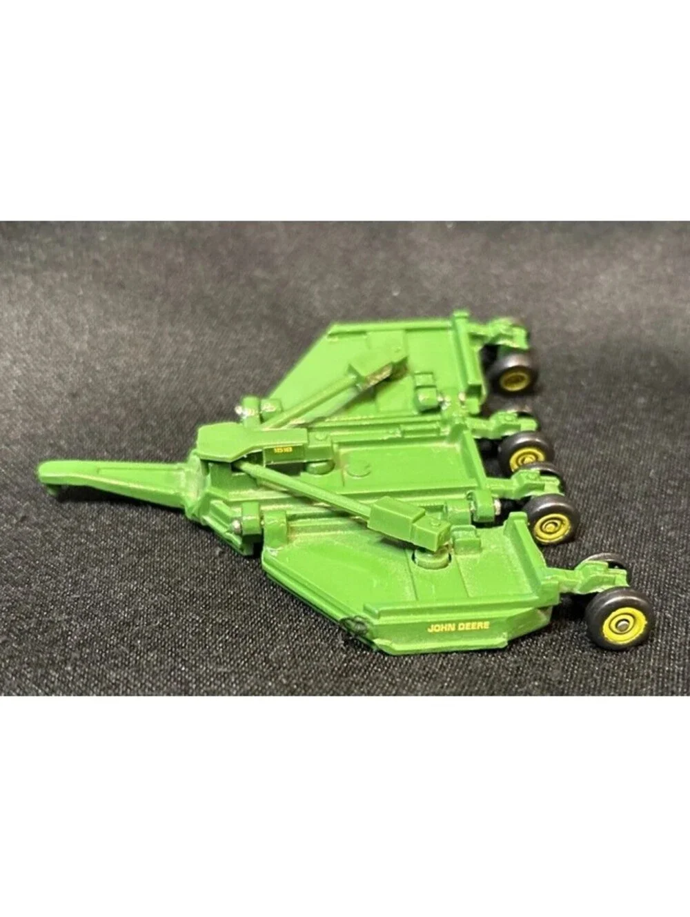 VTG Ertl John Deere 1618 Diecast Rotary Batwing Mower Implement Attachment Toy